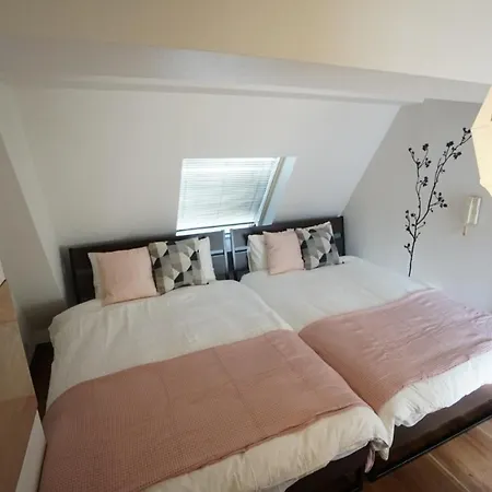 Apartment House Floor Assemble 601